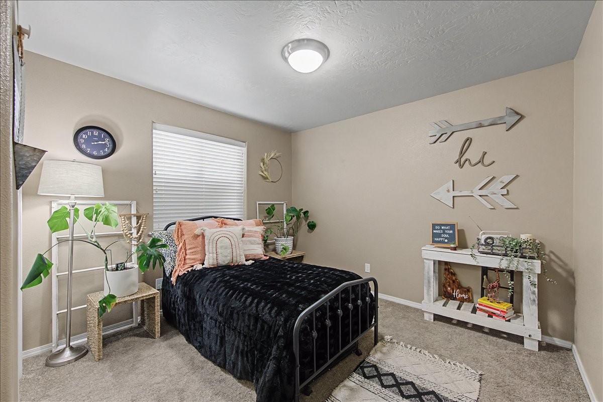 681 W Archerfield St #1 - Photo 7 of 18