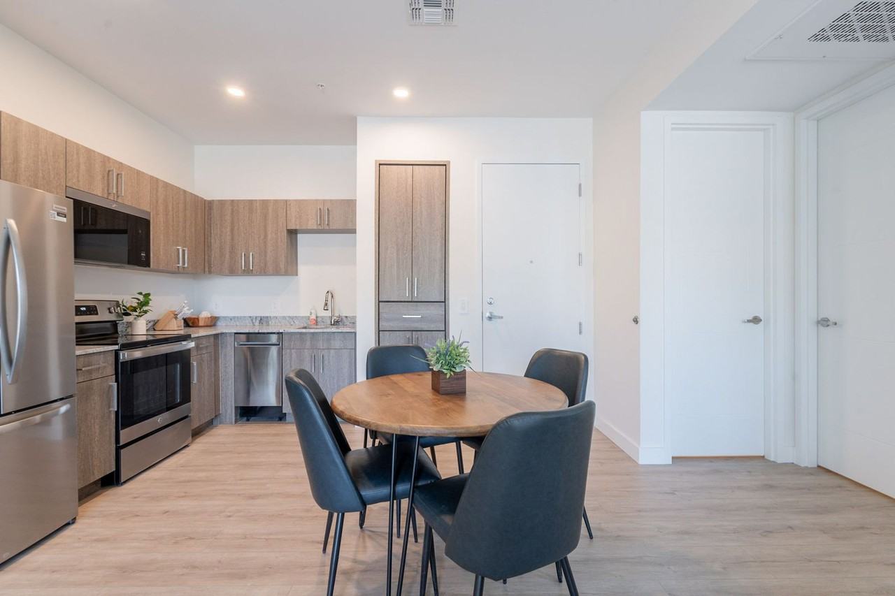 The Flats: Just Built! Fresh & Modern 2 Bed, 2 Bath Apartment – Ask About Our Move - Photo 2 of 26