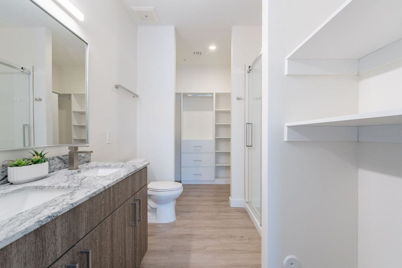 The Flats: Just Built! Fresh & Modern 2 Bed, 2 Bath Apartment – Ask About Our Move - Photo 7 of 26
