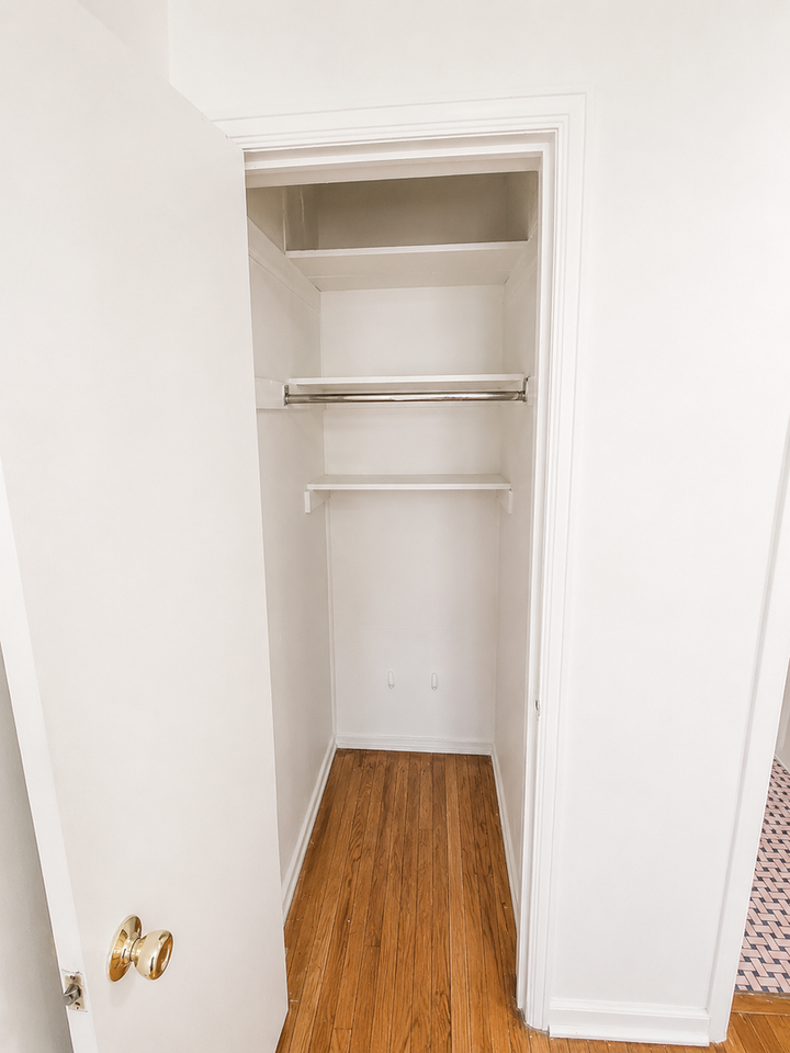 Graylynn Apartments - Photo 5 of 7