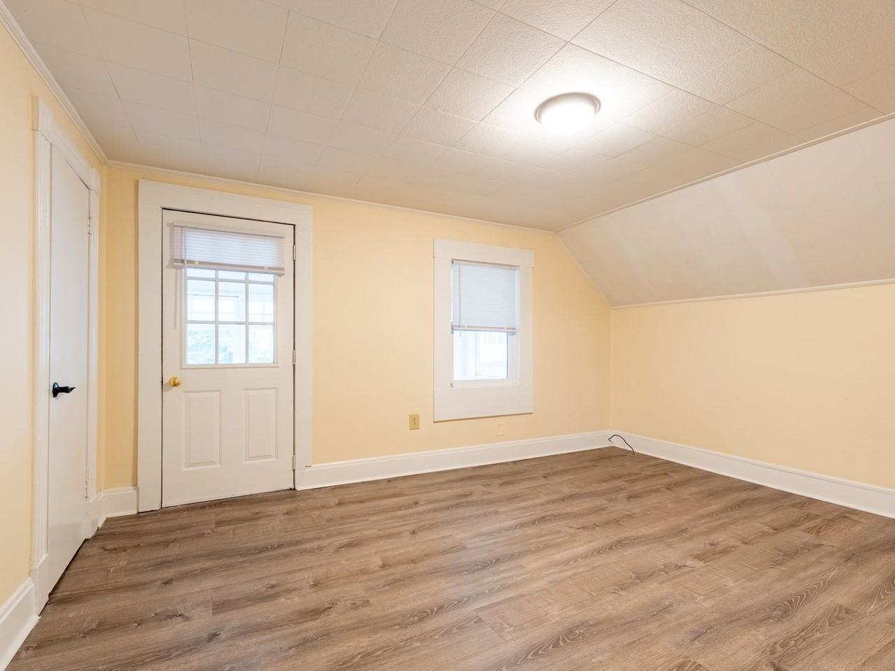 86-92 Archibald Street - Photo 4 of 21