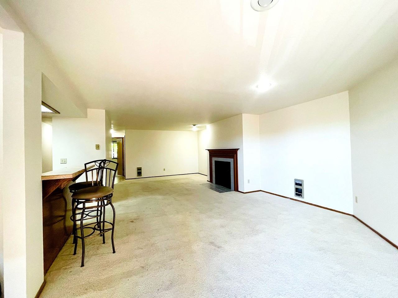 9910 Ne 119th St #202 - Photo 3 of 13