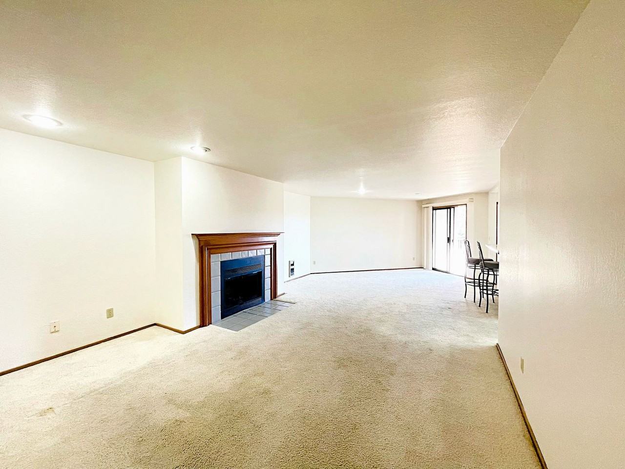 9910 Ne 119th St #202 - Photo 4 of 13