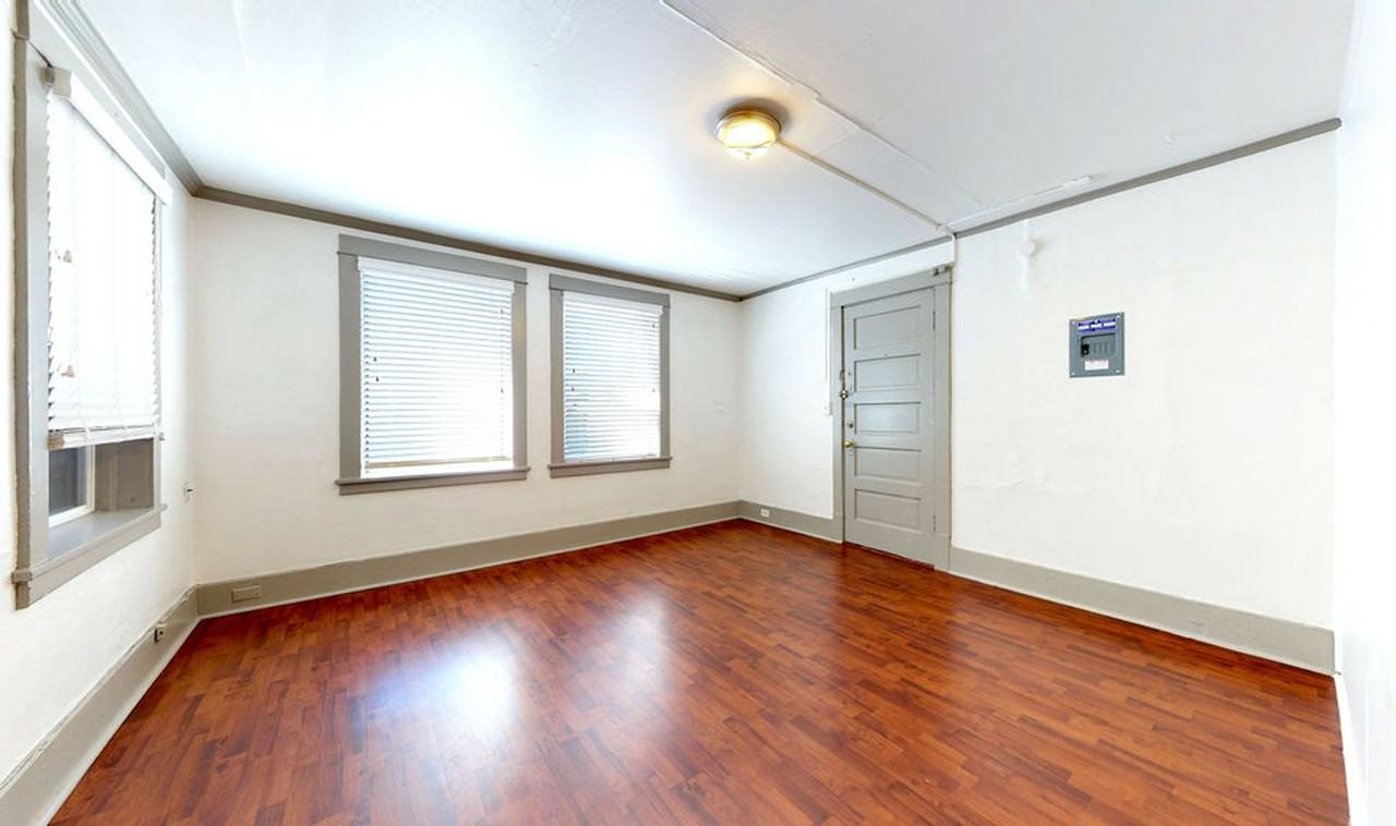 Uptowner Apartments - Photo 7 of 26