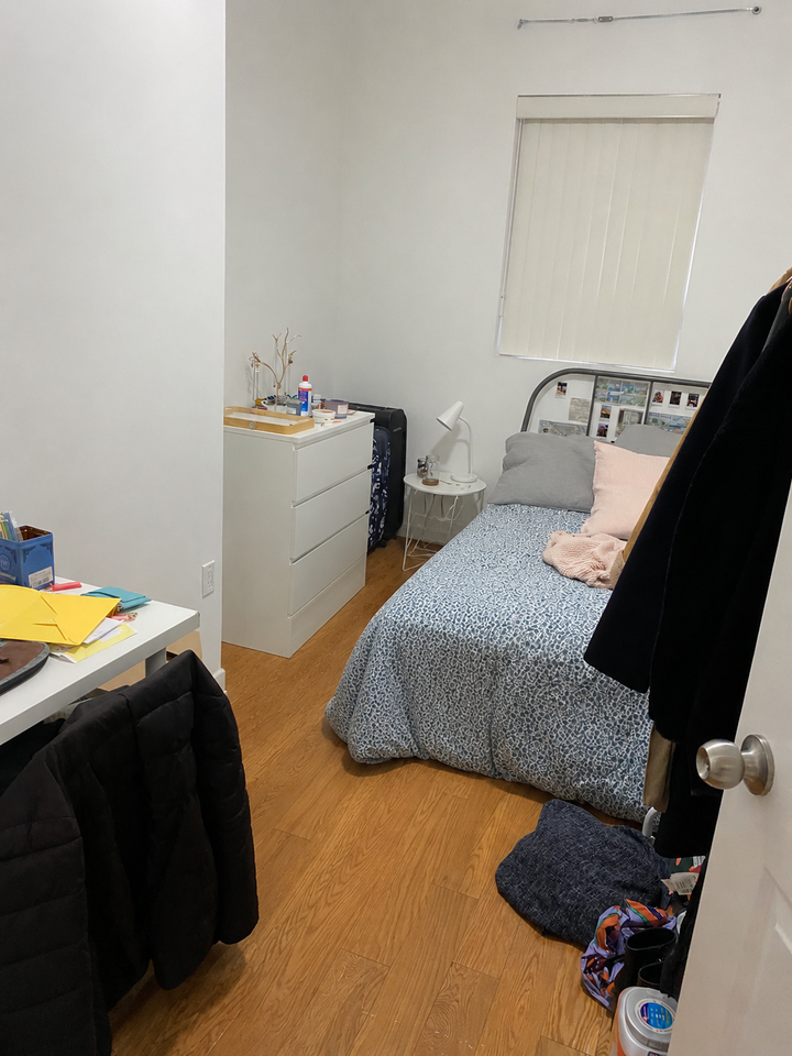 216 Beverley Street #B - Photo 5 of 10