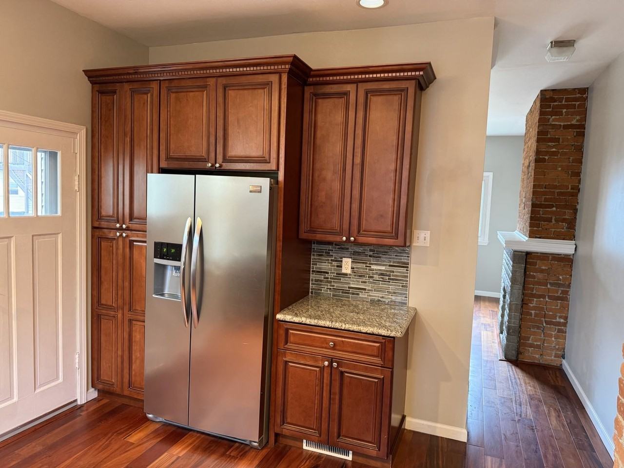 3812 Cabinet Way - Photo 3 of 22