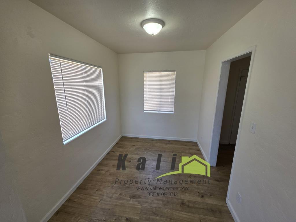 2141 Flintridge Dr - Photo 6 of 14