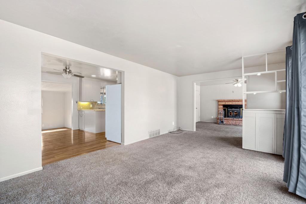 1315 Pine St - Photo 4 of 16