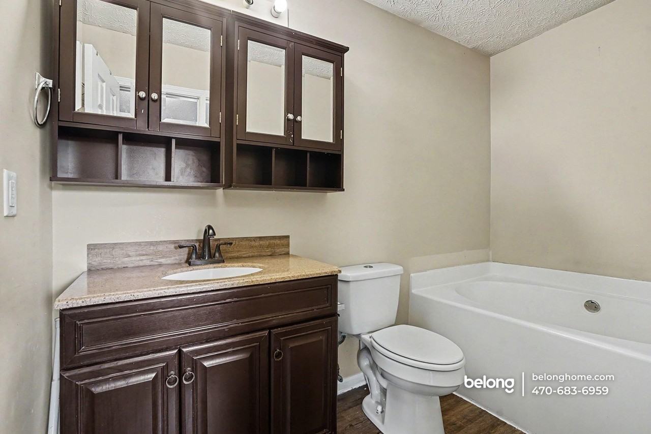 5599 Windfall Ln - Photo 2 of 20