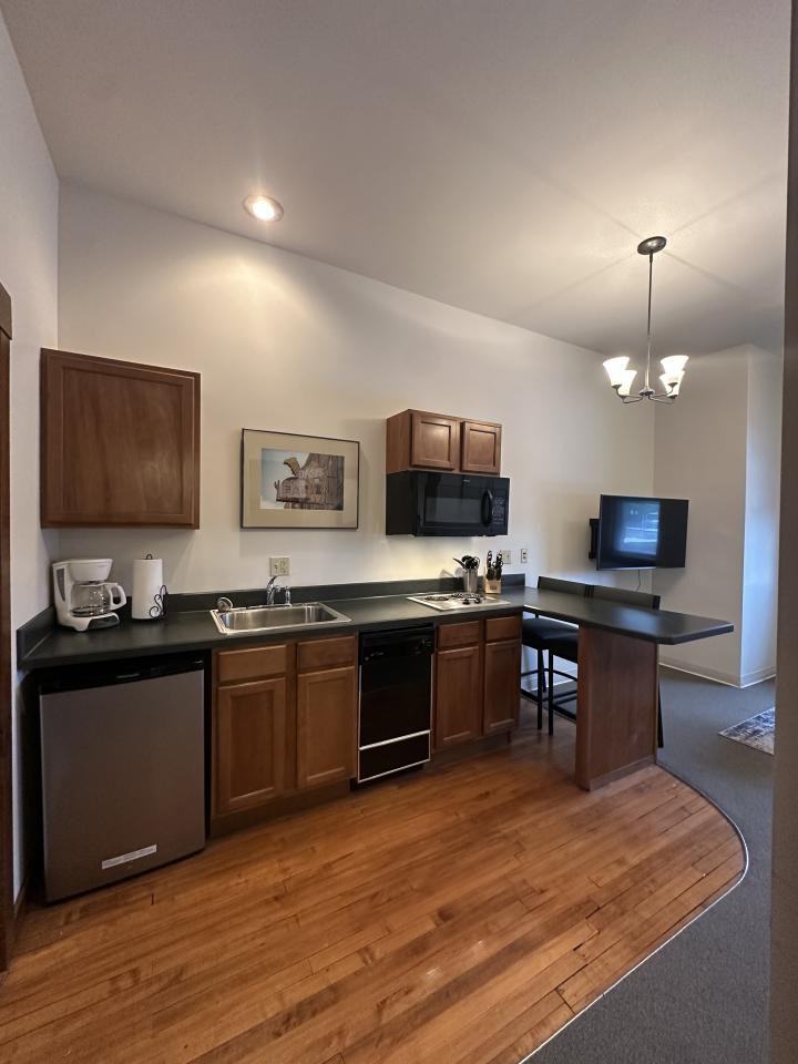 2501 Montana Ave #308 - Photo 6 of 8
