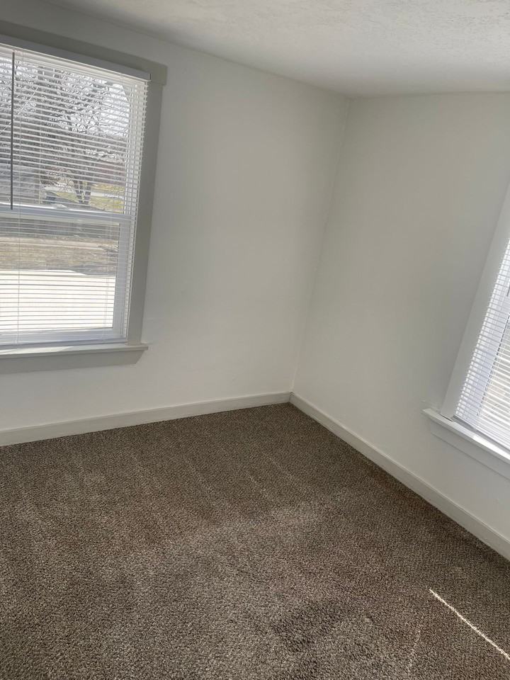 1333 22nd St. - Photo 5 of 10