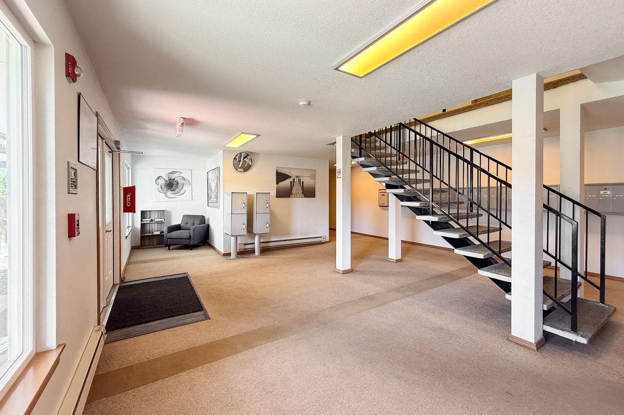 Casa Grande Apartments - Photo 4 of 9