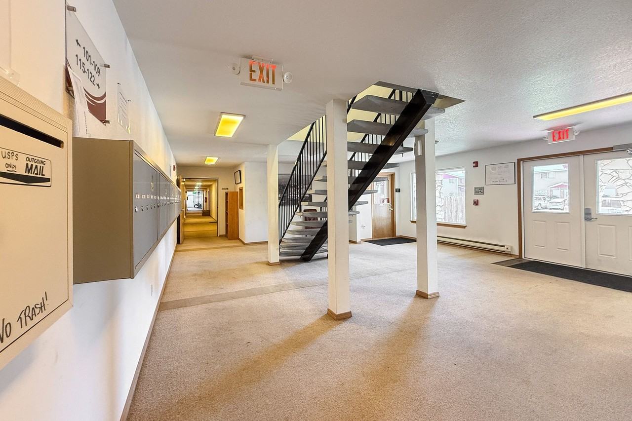 Casa Grande Apartments - Photo 5 of 9