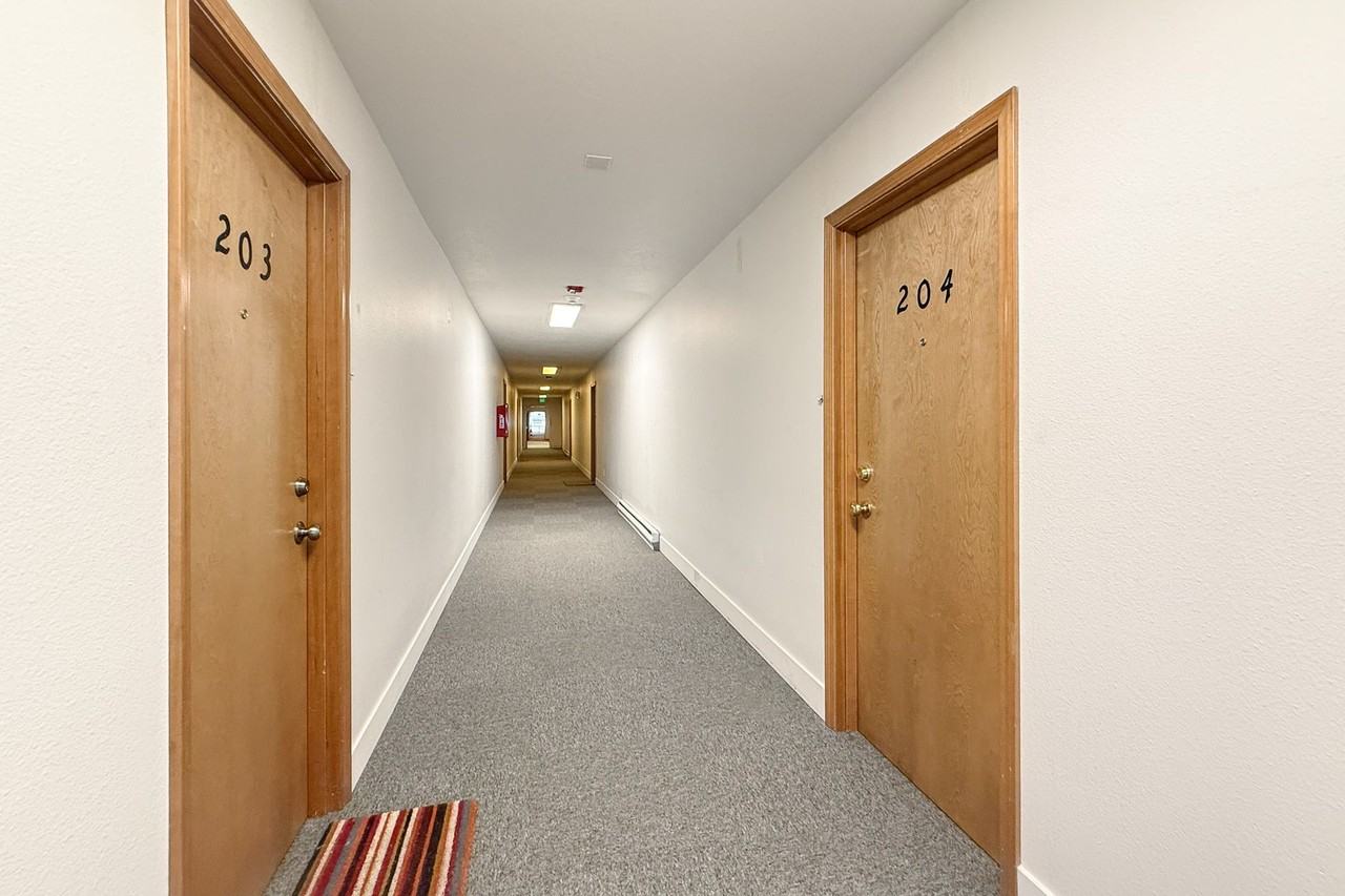 Casa Grande Apartments - Photo 6 of 9