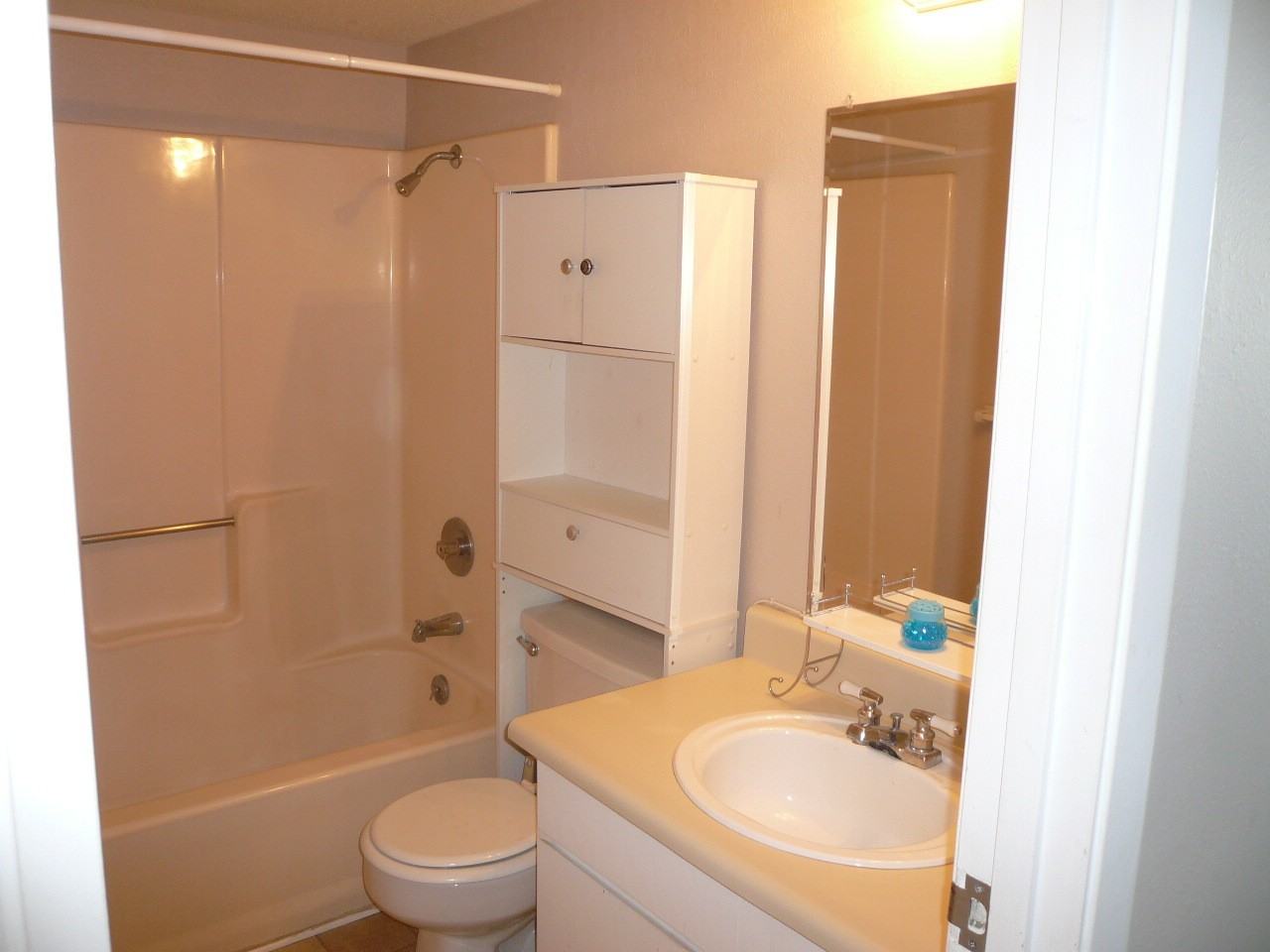 3402 Ocean Dr #1 - Photo 4 of 25
