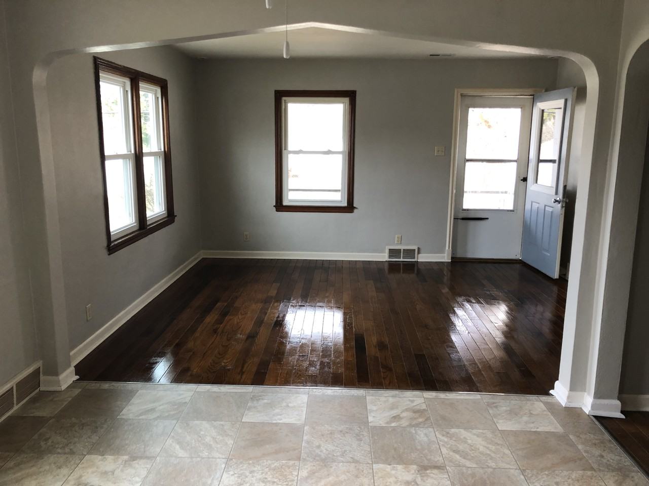 1426 Vernon St - Photo 2 of 8