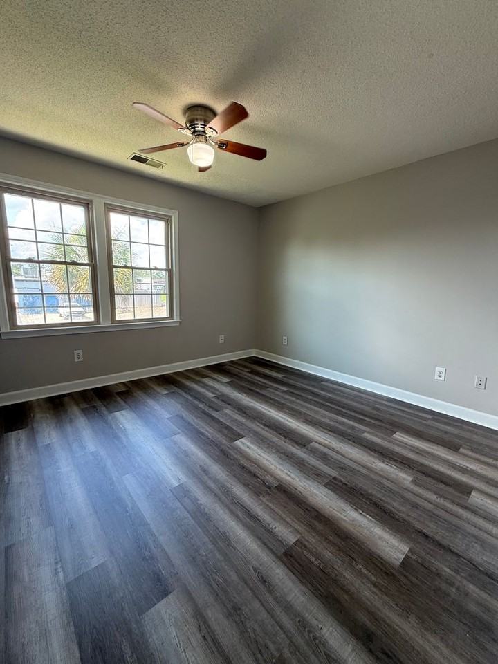312 Rainbow Dr #2B - Photo 7 of 7