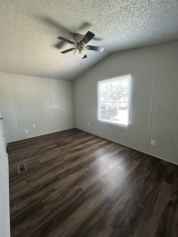 301 Dennis St #45 - Photo 7 of 16