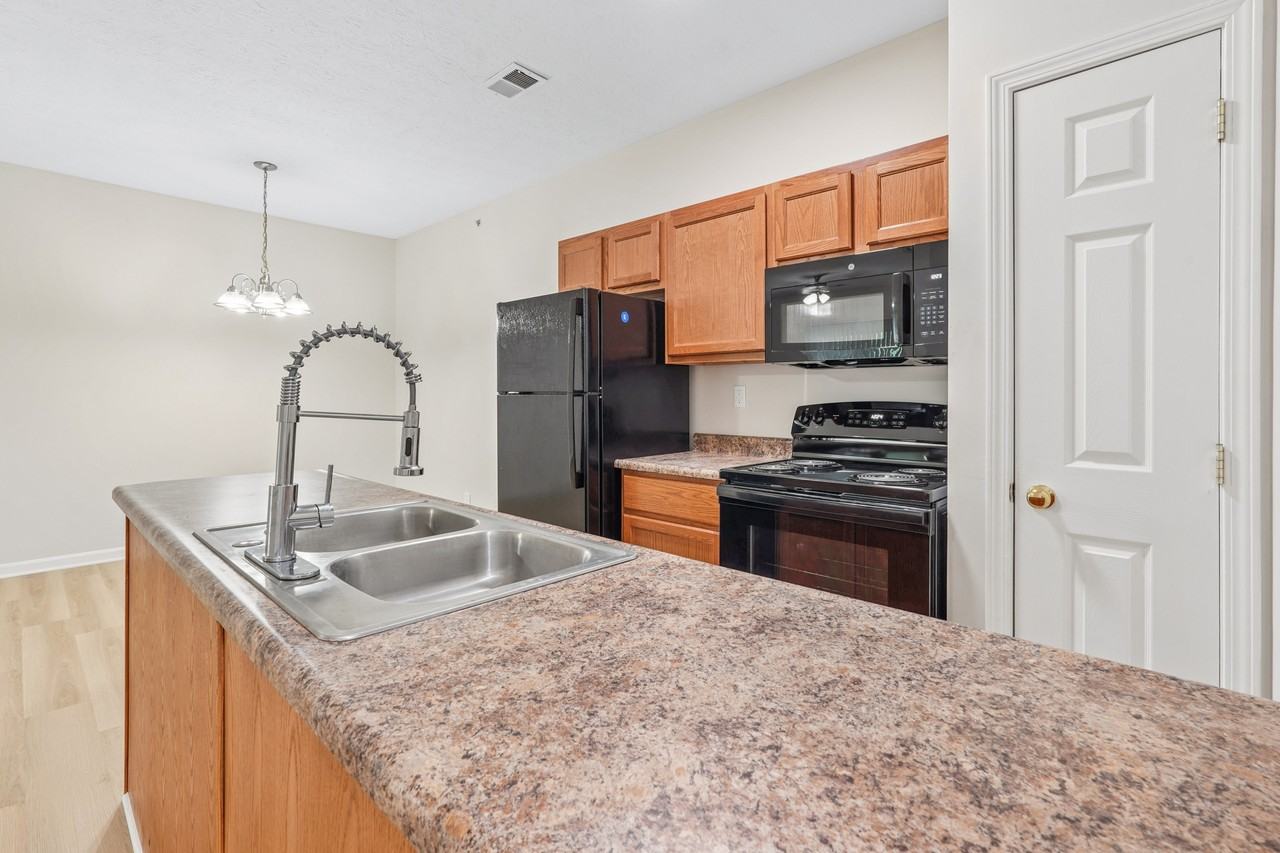 Orchard Hills Apartments - Photo 7 of 40