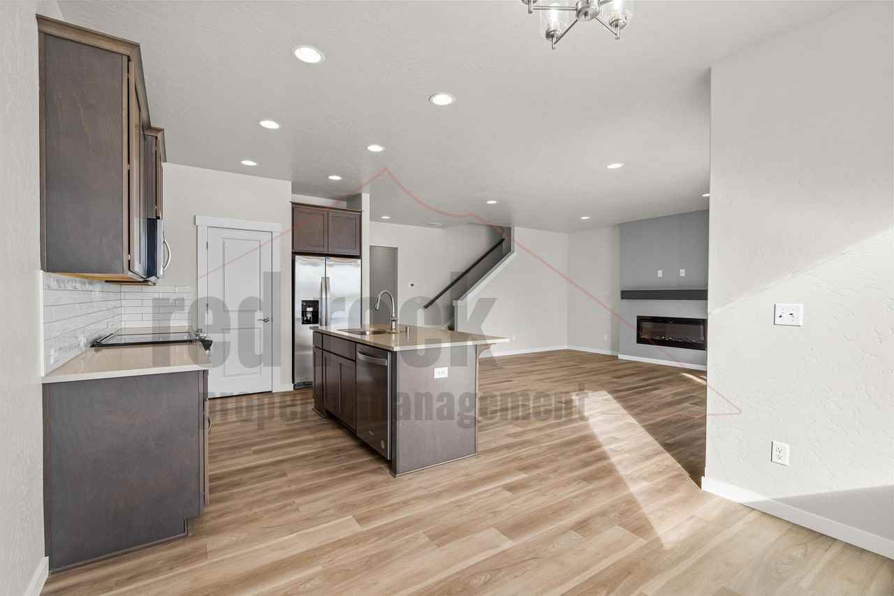 1228 N Tschirley Rd #1 - Photo 7 of 32