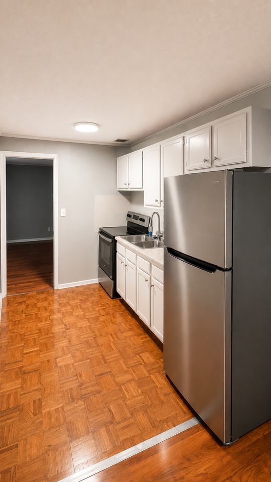 Century Square Apartments - Photo 5 of 7