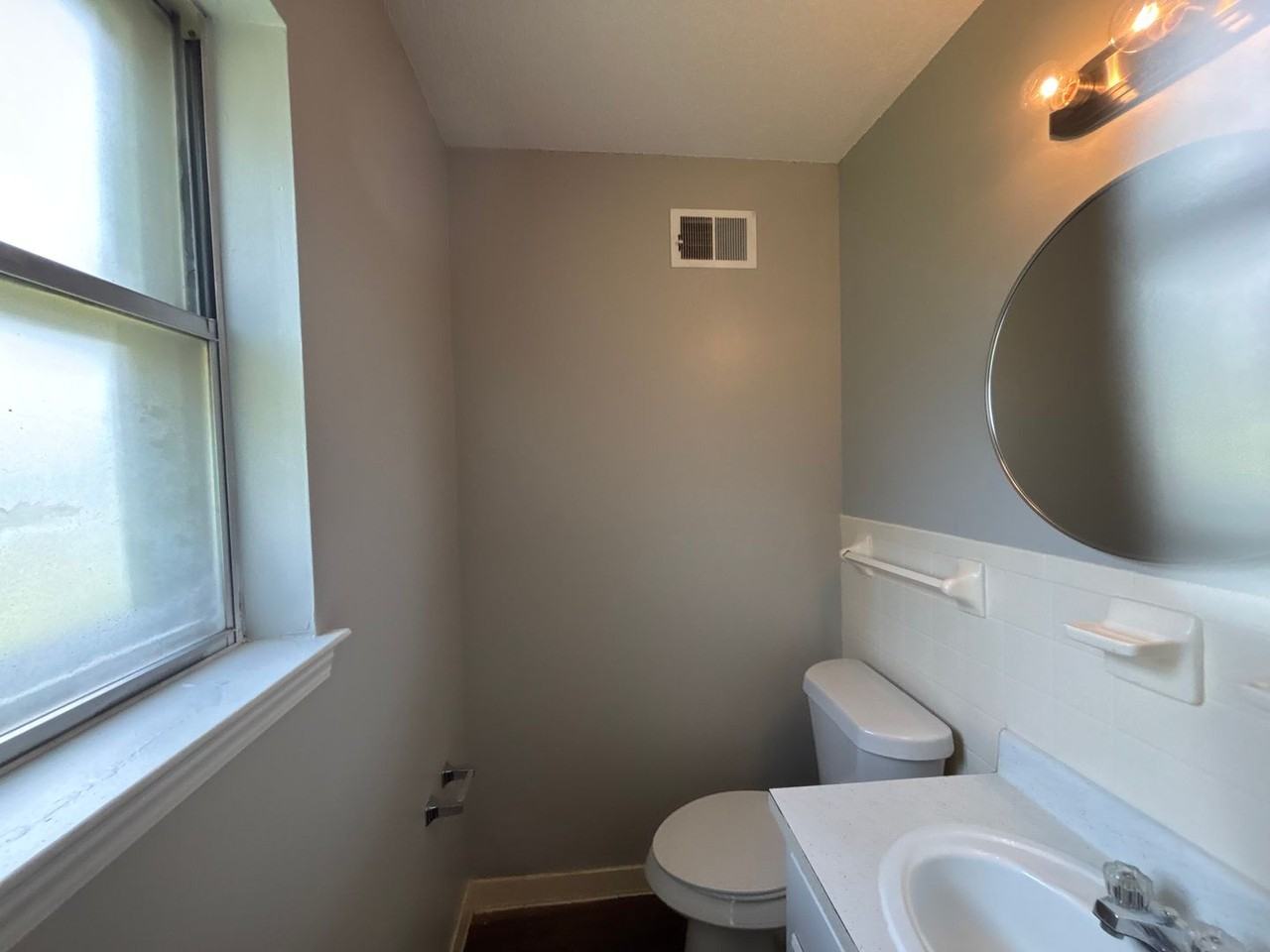 5095 Corkwood Dr - Photo 6 of 24