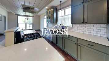 featured image of 221 4th Ave