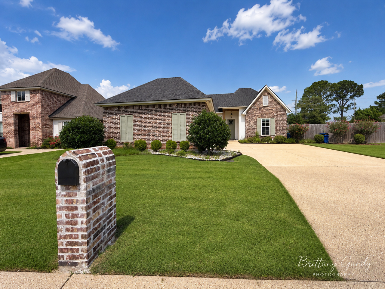 8820 Beau Chene Dr - Photo 2 of 50