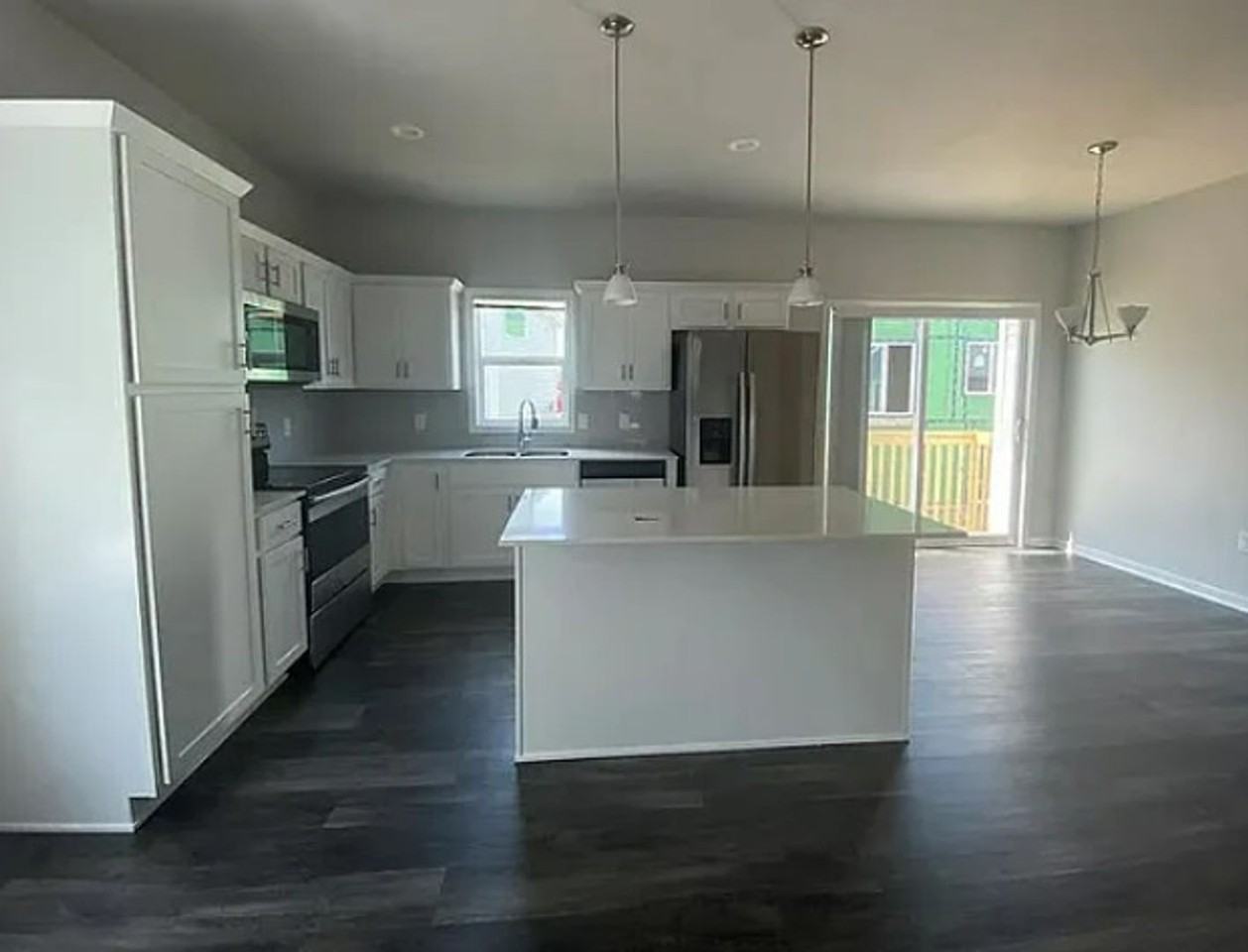 15120 Goldenrod Dr - Photo 2 of 16