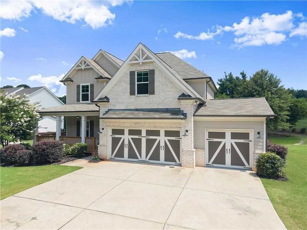 6292 Gaines Ferry Rd - Photo 3 of 50