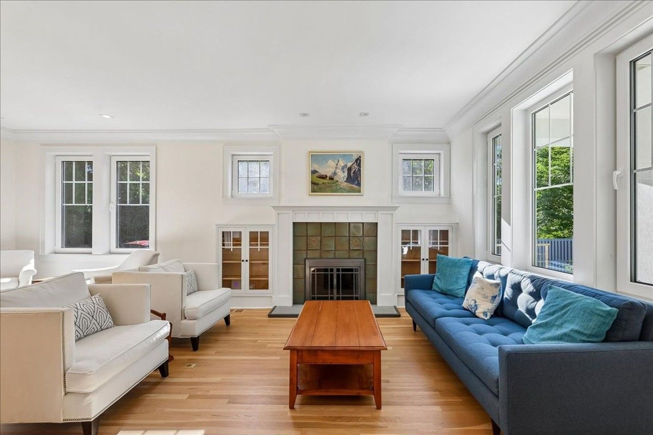 3903 Legation St Nw - Photo 3 of 36