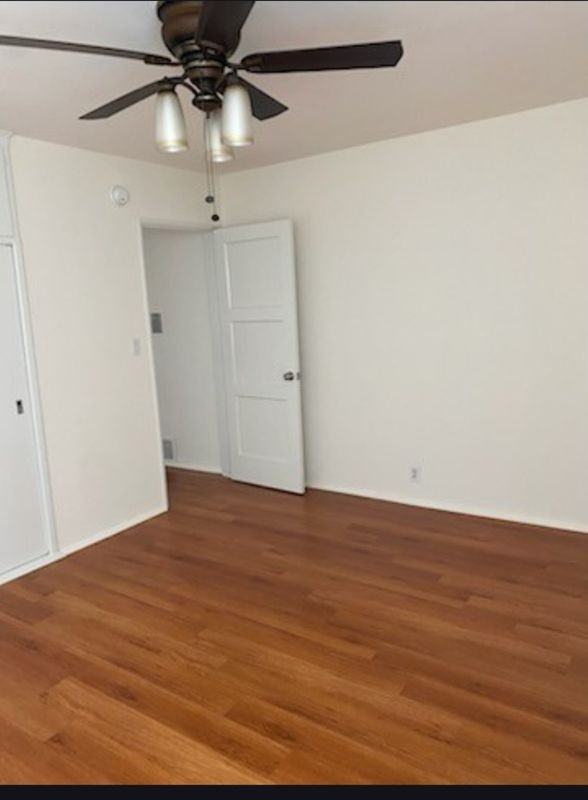 1332 1/2 S Mansfield Ave - Photo 6 of 9