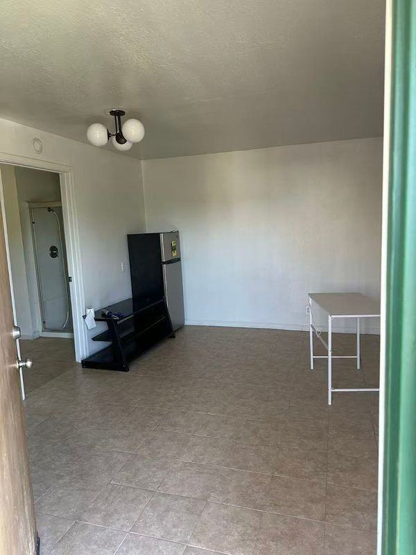11823 Main St - Photo 3 of 5