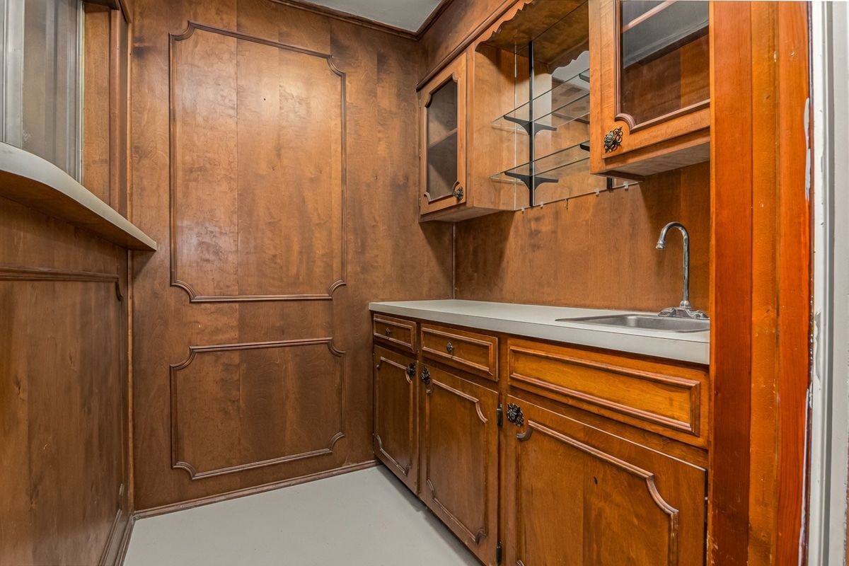 2912 Northtown Pl - Photo 5 of 11