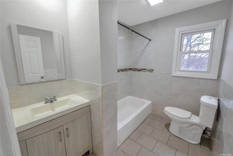 10 Spruce St ##2 - Photo 5 of 6
