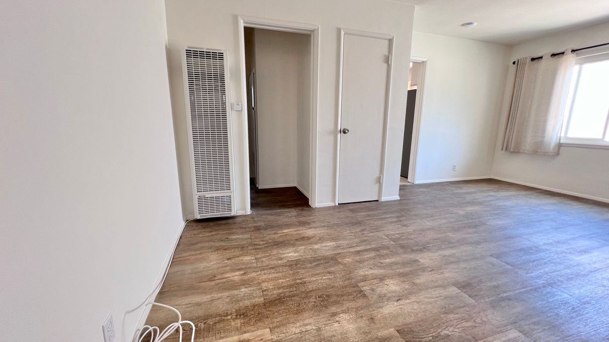 1219 S 8th St - Photo 2 of 11