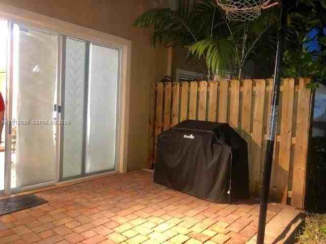 2573 Sw 121st Ter - Photo 4 of 24