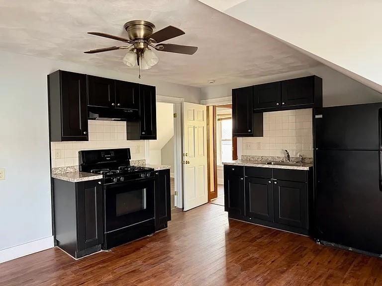 13 Elizabeth St ##3 - Photo 5 of 18