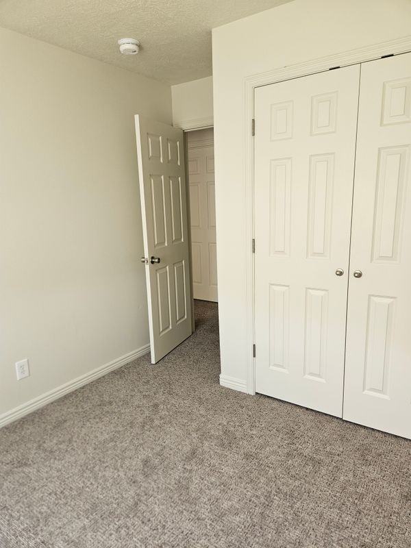 1356 S 30 E - Photo 5 of 30