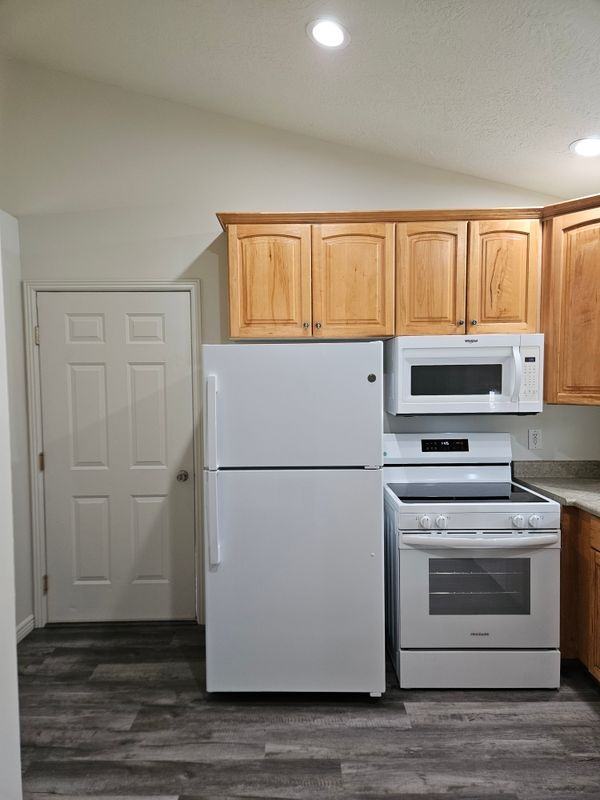 1356 S 30 E - Photo 6 of 30