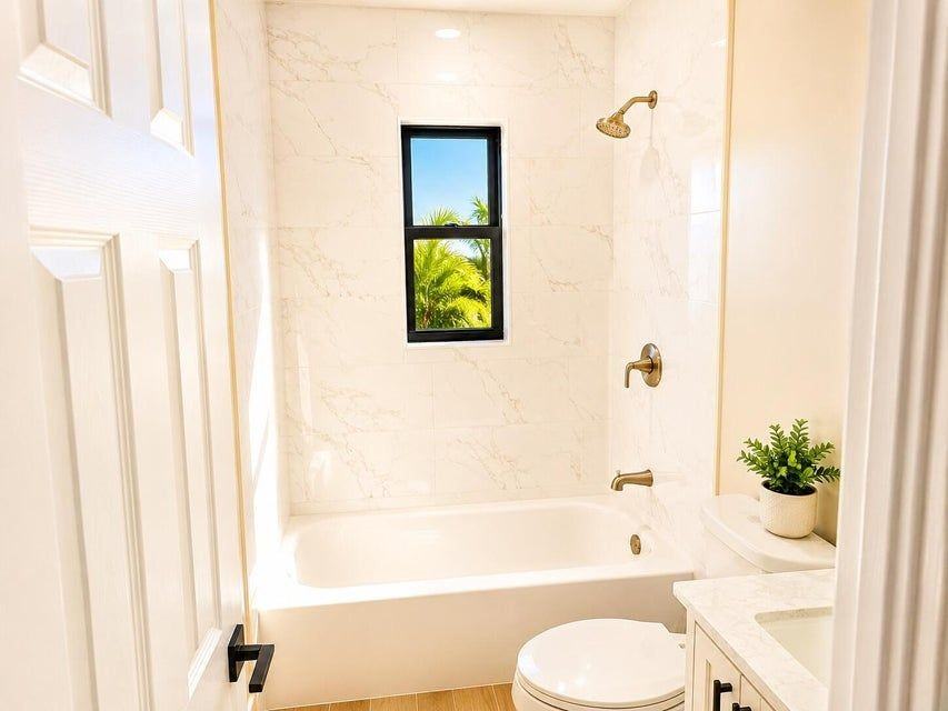 607 Sw 10th St - Photo 5 of 6