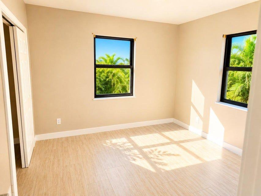 607 Sw 10th St - Photo 6 of 6
