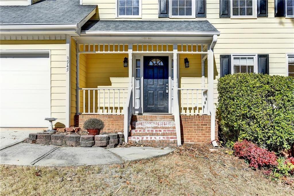 3945 Genoa Ct - Photo 4 of 50