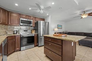 2455 Ne 51st St ##E207 - Photo 1 of 1
