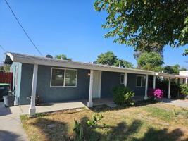 featured image of 712 E Whittier Ave