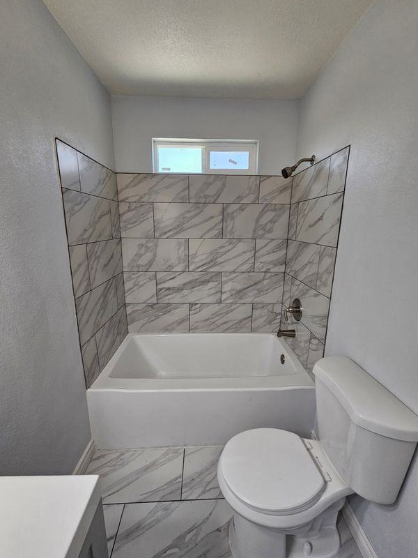712 E Whittier Ave - Photo 7 of 13