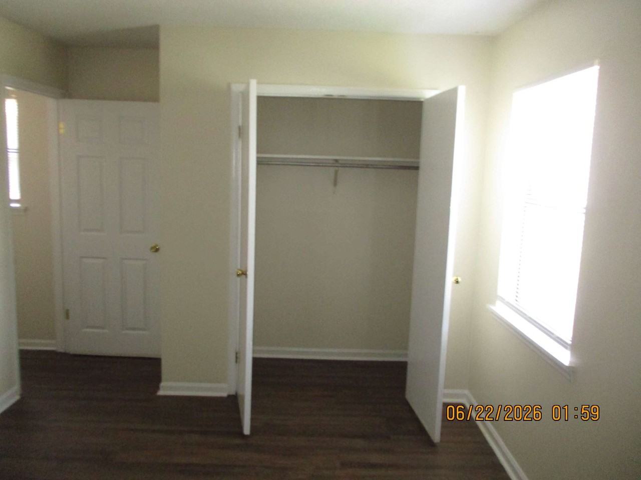1904 Elkhorn Ln Apt B - Photo 5 of 11