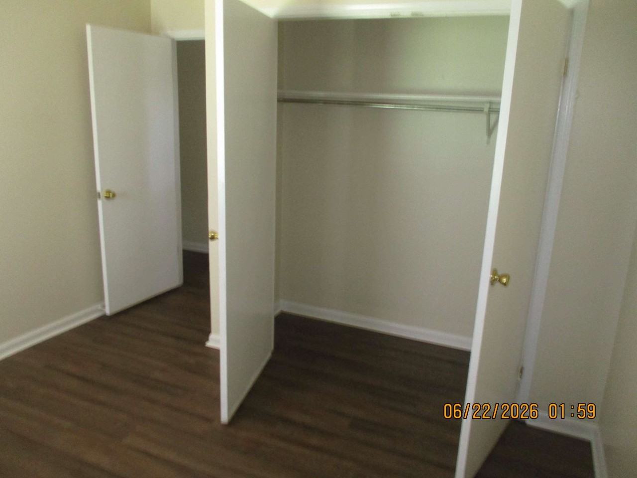1904 Elkhorn Ln Apt B - Photo 6 of 11