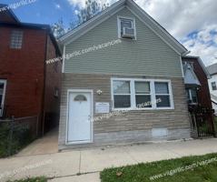 featured image of 4842 Northcote Ave