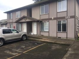 featured image of 125 E Elmore St